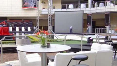 布朗尼左膝问题或缺席夏季联赛勇士对决